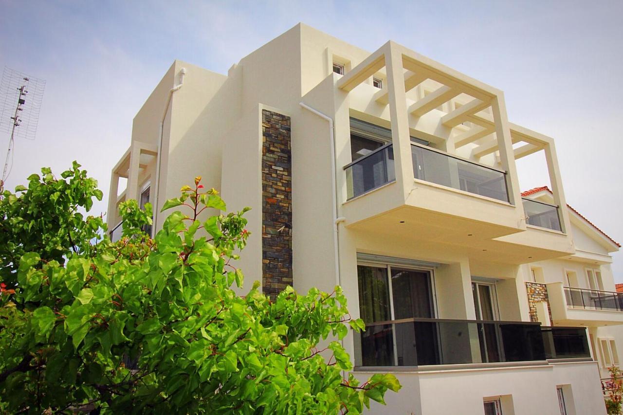 Sky Rays Luxury Apartments Nikiti  Dış mekan fotoğraf