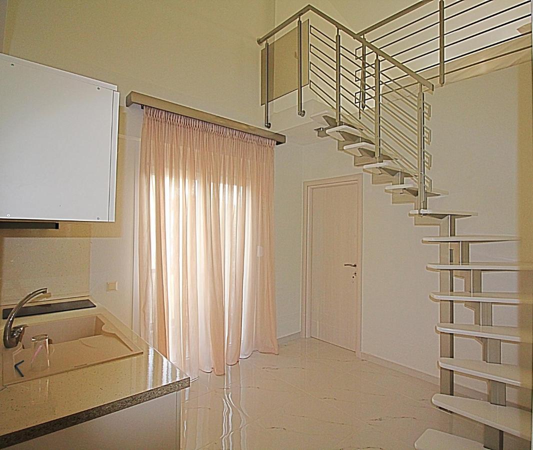 Sky Rays Luxury Apartments Nikiti  Dış mekan fotoğraf