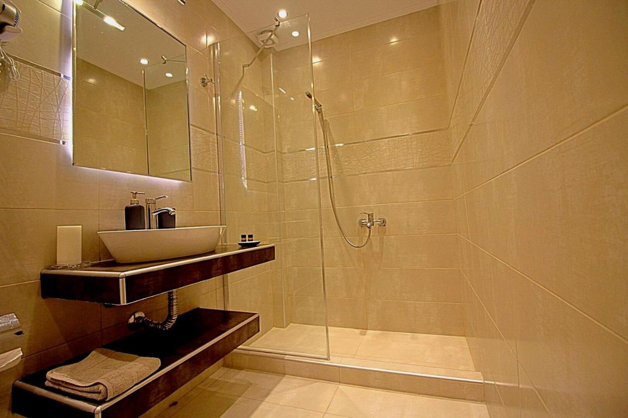 Sky Rays Luxury Apartments Nikiti  Dış mekan fotoğraf