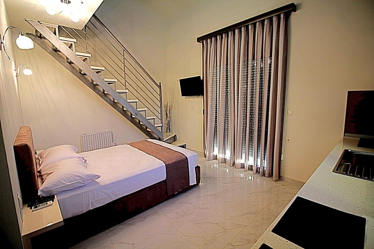 Sky Rays Luxury Apartments Nikiti  Dış mekan fotoğraf