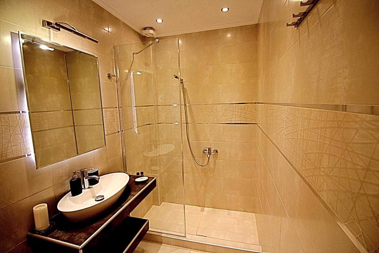 Sky Rays Luxury Apartments Nikiti  Dış mekan fotoğraf