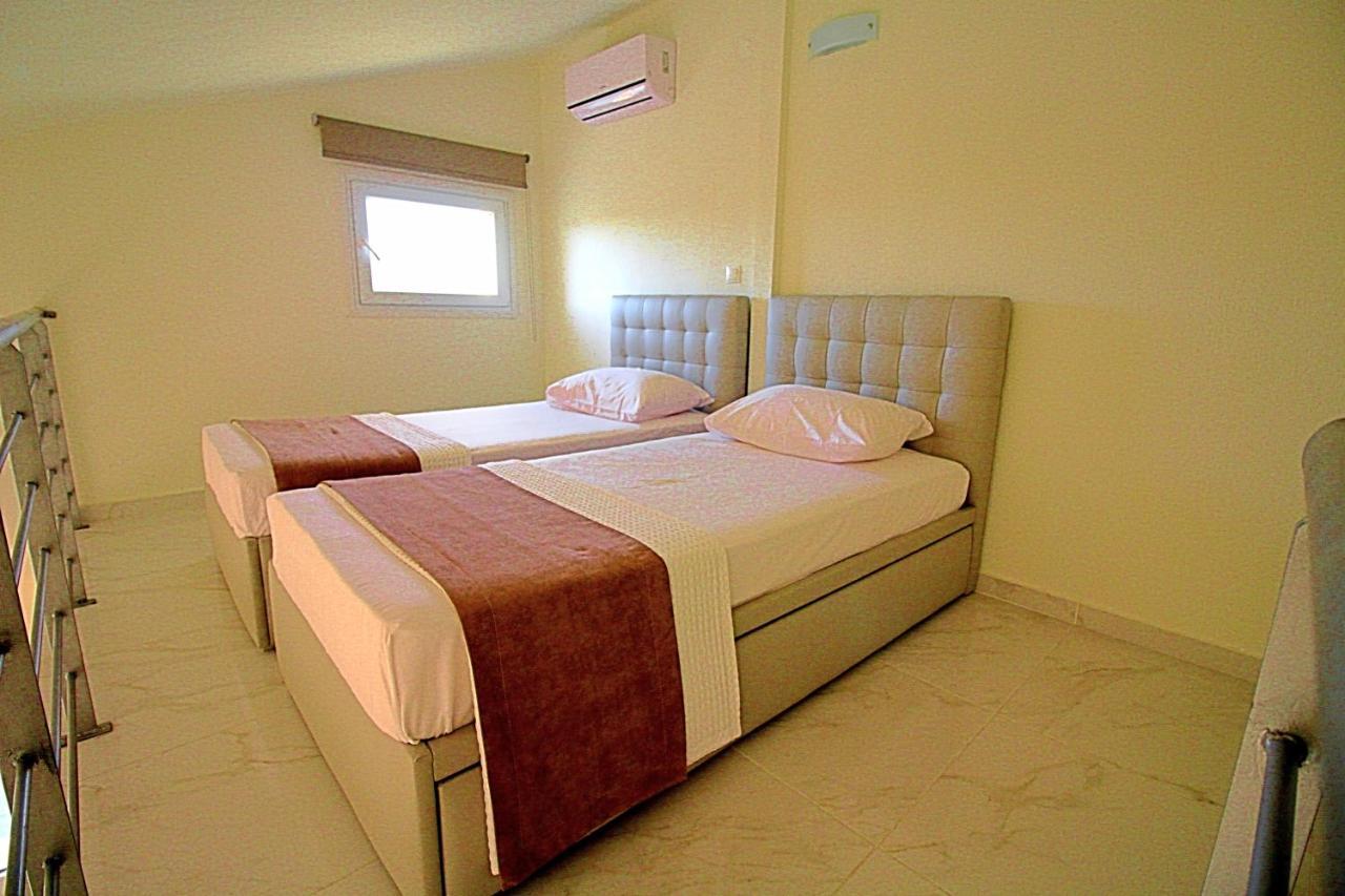 Sky Rays Luxury Apartments Nikiti  Dış mekan fotoğraf